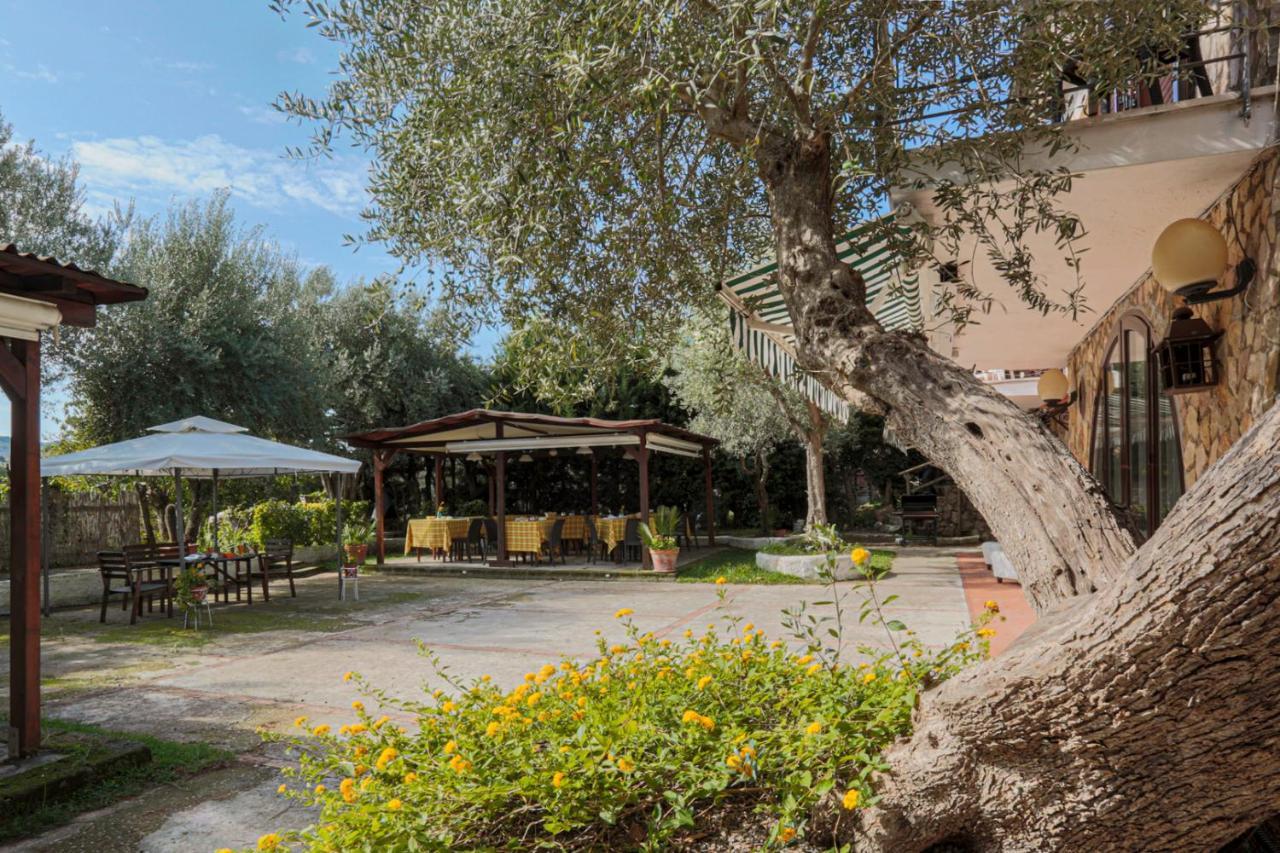 Relais Il Frantoio Aparthotel Massa Lubrense Buitenkant foto